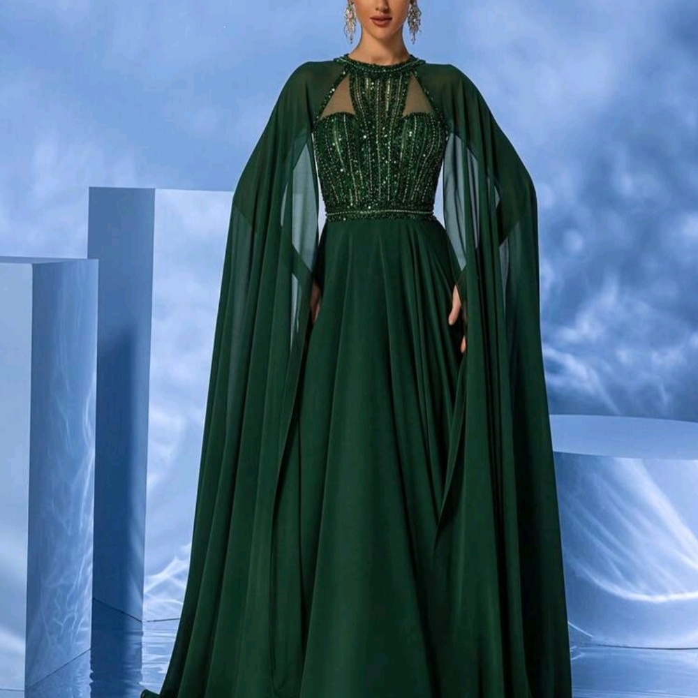 Elegant Green Evening Gown